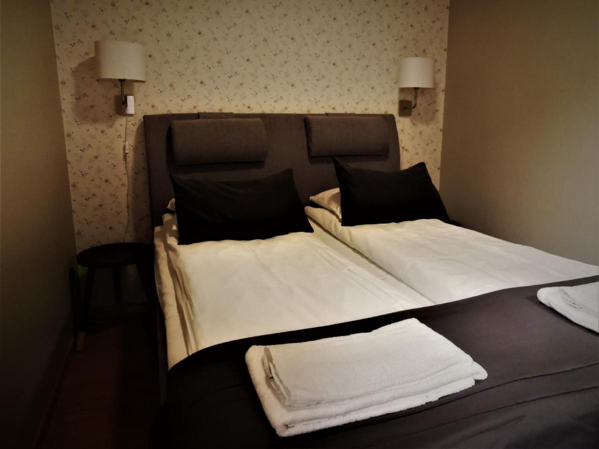 Marina Hotel 3*